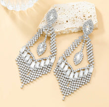 Load image into Gallery viewer, Diamond dancing earrings

