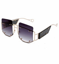 Load image into Gallery viewer, Mini Riri sunglasses
