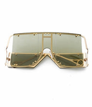 Load image into Gallery viewer, Oversized RiRi sunglasses
