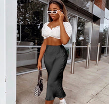 Load image into Gallery viewer, Causal Silk Skirt

