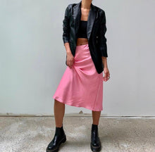 Load image into Gallery viewer, Causal Silk Skirt
