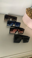 Load image into Gallery viewer, Big Body Sunglasses
