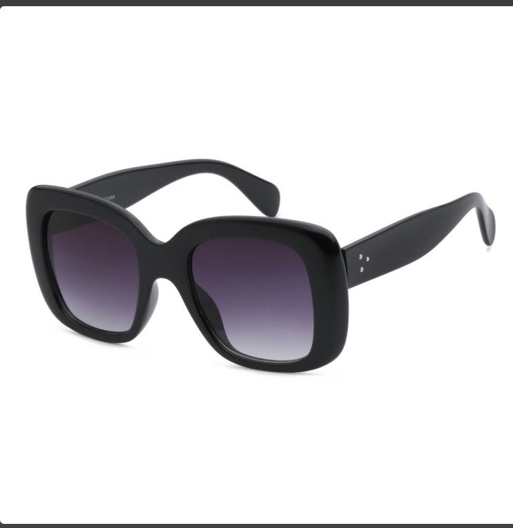 Lil Kim shades